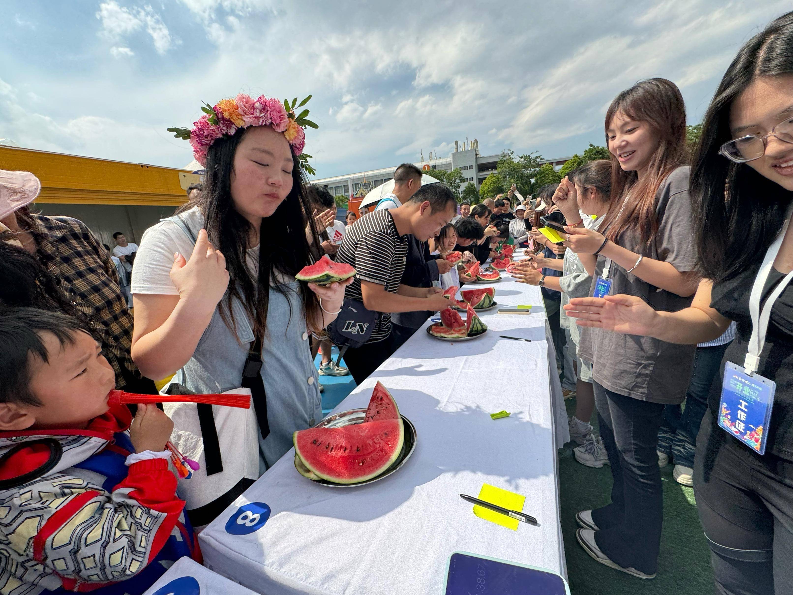 关于埋头苦干！选手们战战兢兢刻苦训练的信息